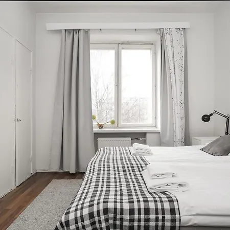 Kotimaailma - Kustaankatu 4 *